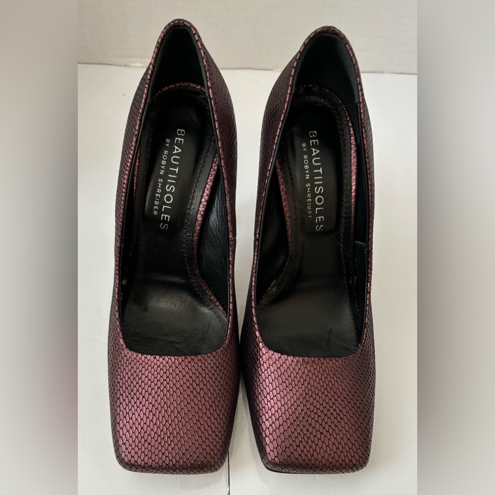 Beautiisoles Women Made in Italy Purple Leather Abigail Pumps Size 6 Grads Work
